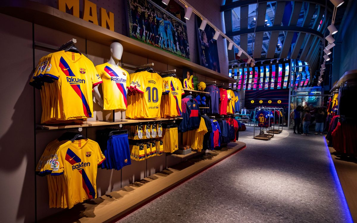 BarçaAcademy_SummerCamp_Megastore_Esp